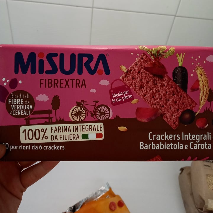 photo of Misura Crackers Integrali con Barbabietola e Carota Nera - Fibraextra shared by @marlalestrange on  18 Mar 2022 - review