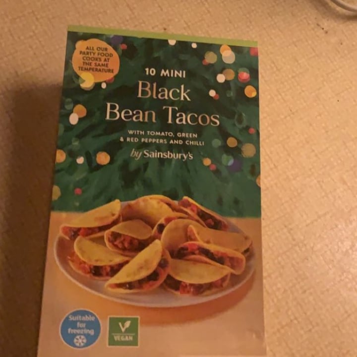 photo of Sainsbury's 10 Mini Black Bean Tacos shared by @freyatiarna on  06 Dec 2022 - review