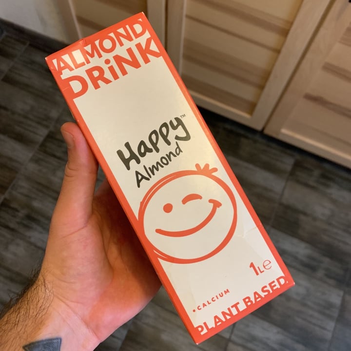 photo of Happy Almond Almond Drink shared by @beniszikora on  09 Jan 2021 - review