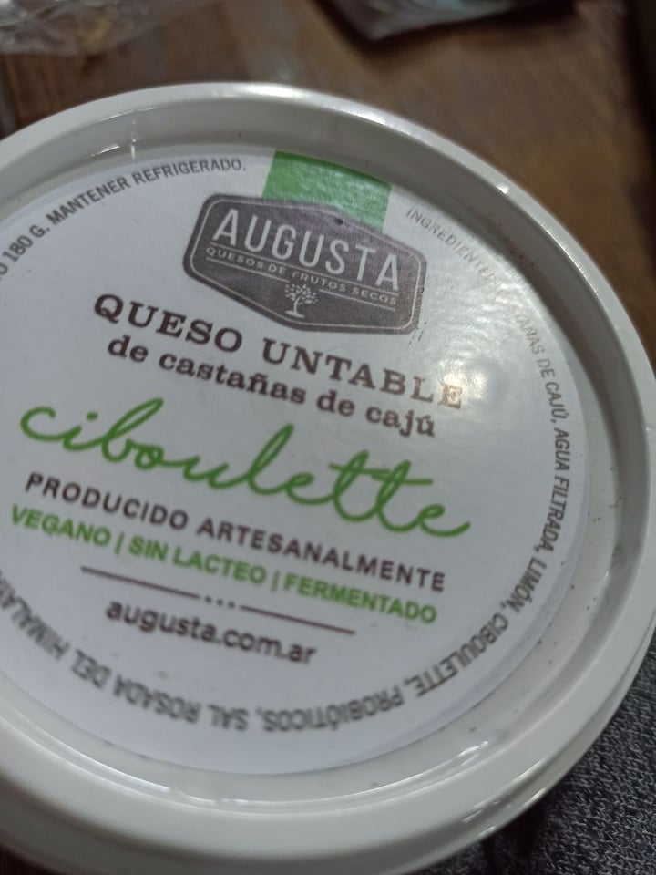 photo of GOPAL Orgánico & Natural Queso untable shared by @luzcee on  29 Mar 2020 - review