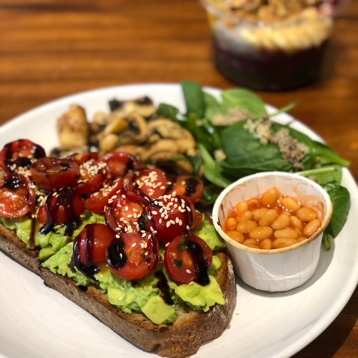photo of The Oatberry Cafe Vegan Superfood Breakfast shared by @belleeats on  04 Dec 2020 - review