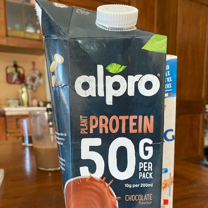 photo of Alpro alpo protein chocolate shared by @whatthefuck on  08 May 2022 - review
