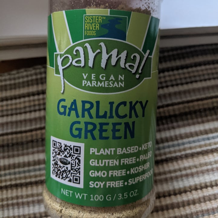 photo of Sister River Foods Garlicky Green Vegan Parmasan shared by @jayvgn on  06 Dec 2021 - review