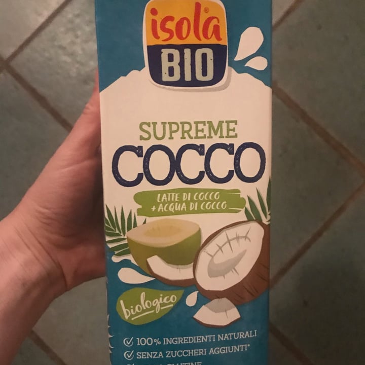 review photo of Isolabio Latte Di Cocco Con Acqua Di Cocco shared by @arielgaudino on 30 Dec 2021 - review