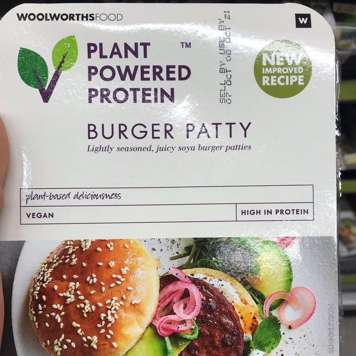 photo of Woolworths Food Plant Powered Burger shared by @vickibragman on  29 Sep 2021 - review