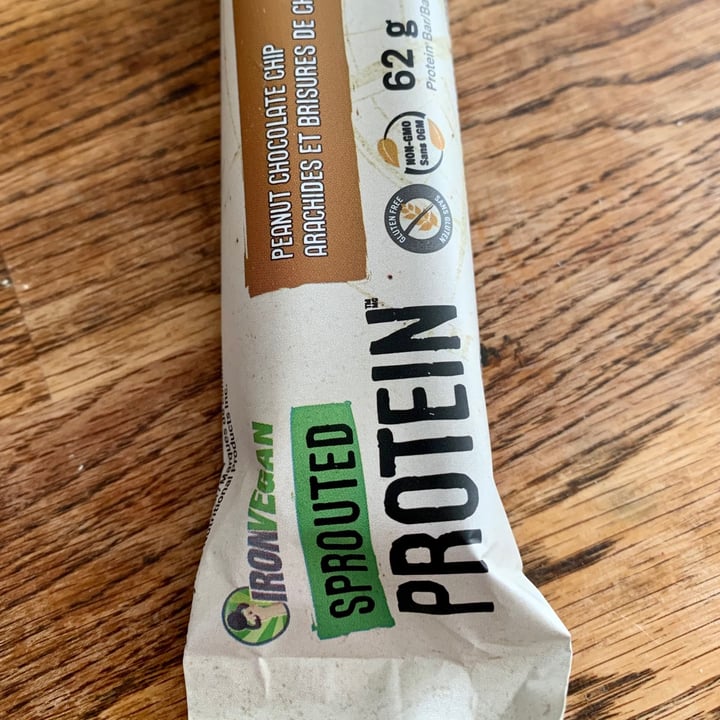 photo of Iron Vegan Sprouted Protein Bar Peanut Chocolate Chip shared by @selene00 on  01 Feb 2021 - review