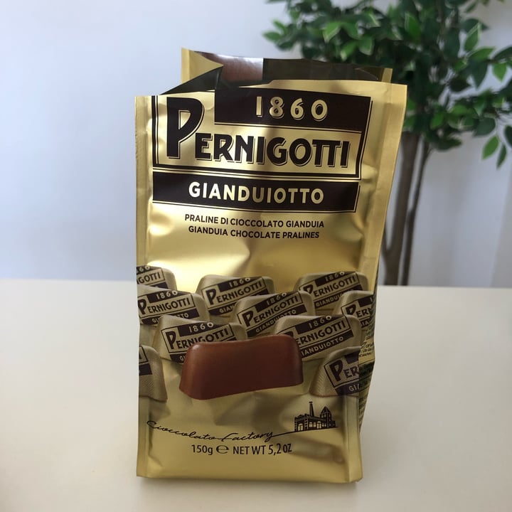 review photo of Pernigotti 1860 Gianduiotto Snack shared by @pamply8 on 31 May 2022 - review