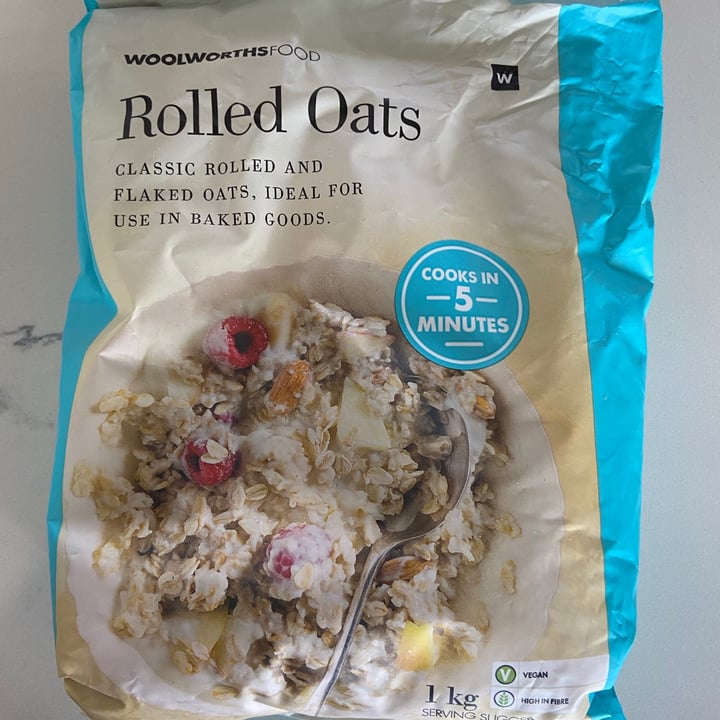 photo of Woolworths Food Rolled oats shared by @plantbasedstorm on  24 Feb 2021 - review