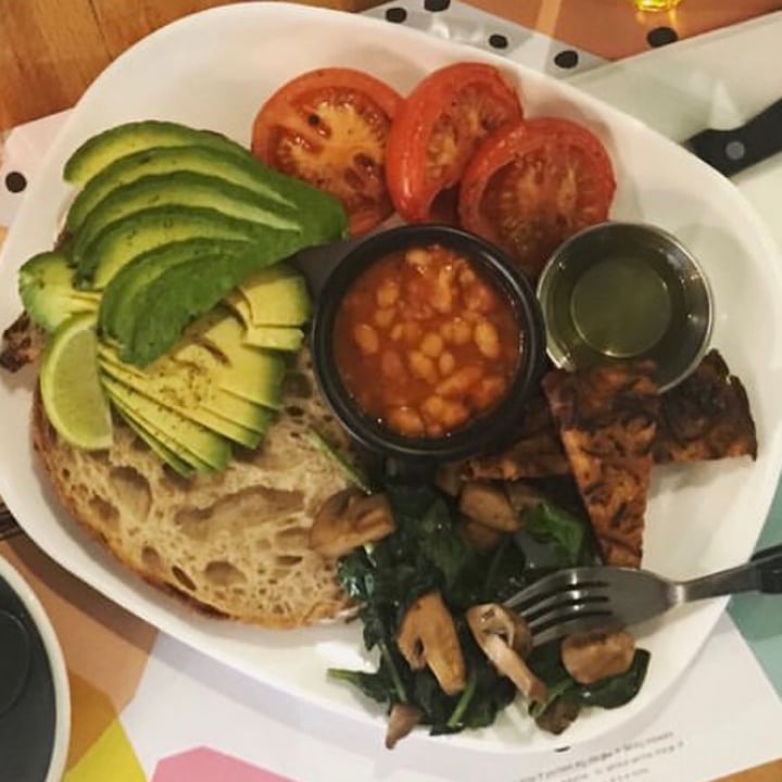 review photo of The Circle Eatery Beeston Vegan Breakfast shared by @jessie18 on 06 Dec 2020 - review