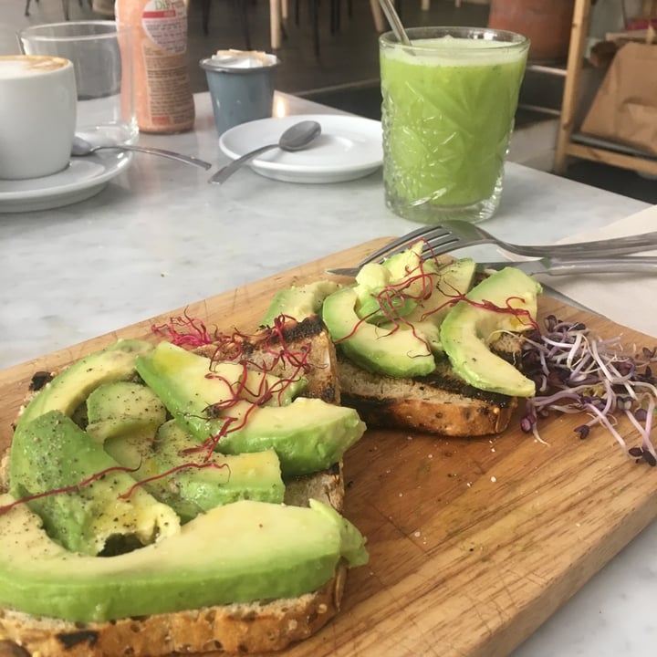 review photo of Materia Cafe Avocado Toast shared by @clarislide on 31 Aug 2020 - review