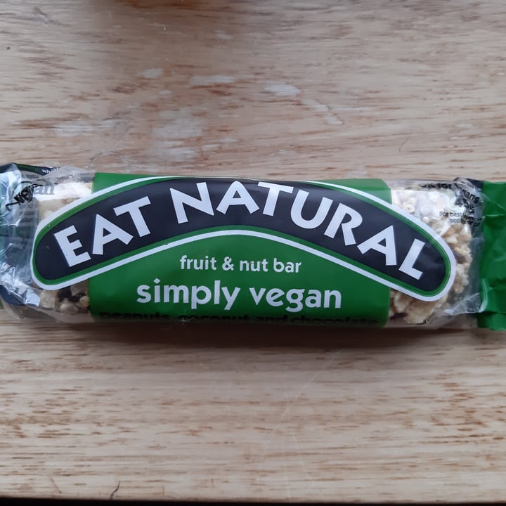 photo of Eat natural Simply Vegan Fruit and Nut Bar shared by @animalfriendly on  10 Oct 2022 - review