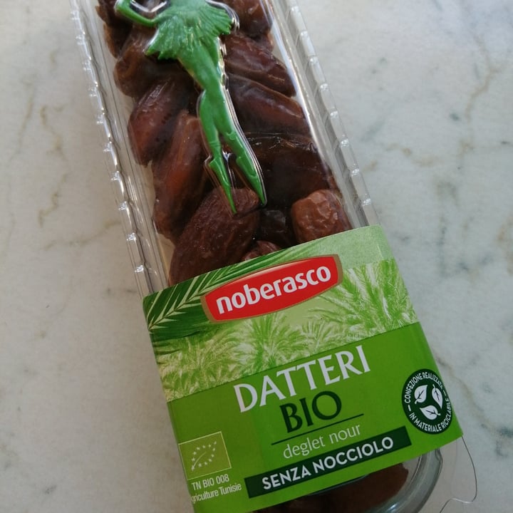photo of Noberasco Datteri bio senza nocciolo shared by @fedevegana on  08 Dec 2022 - review