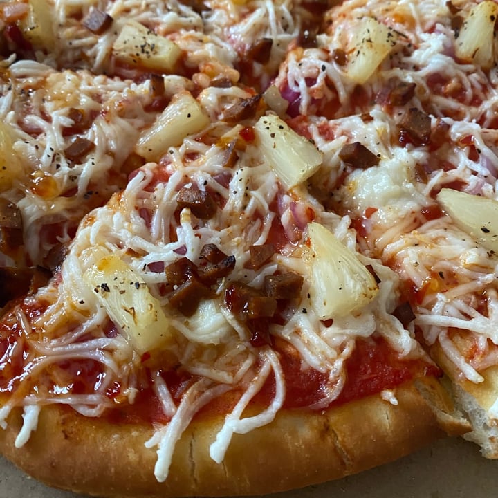 review photo of Boon Burger Cafe Hawaiian Peace-za shared by @nateye on 29 Nov 2020 - review