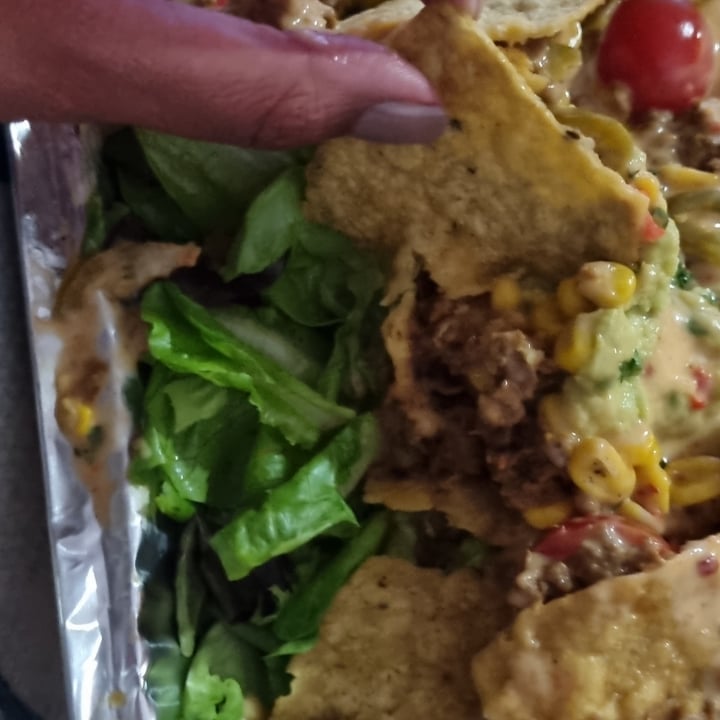 photo of The Vegan Chef Sandton Loaded Nachos shared by @sunshineyum on  02 Apr 2022 - review
