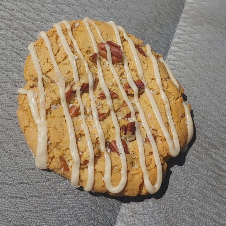 photo of Agora Downtown Coffee Shop Pecan Cookie shared by @vecanter on  28 Jun 2020 - review