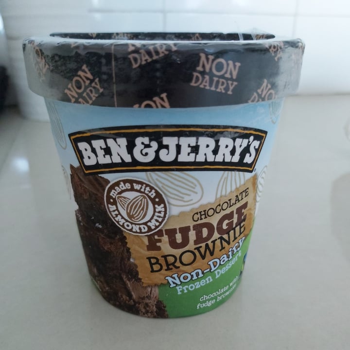 photo of Ben & Jerry's Chocolate Fudge Brownie Non-Dairy Ice Cream shared by @redbeanz on  18 Jun 2021 - review