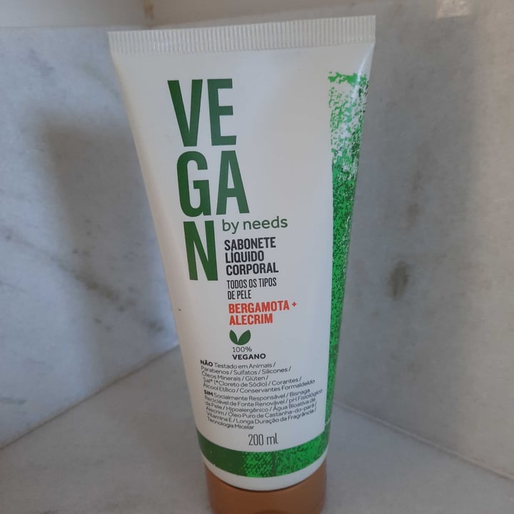 review photo of Vegan by Needs Sabonete Líquido Corporal Bergamota + Alecrim shared by @claudiadargelio on 19 Aug 2022 - review