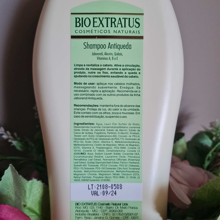 photo of Bio Extratus Cosméticos Naturais Shampoo Antiqueda shared by @priscilairaha on  23 Apr 2022 - review