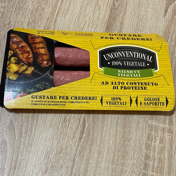 review photo of Unconventional Salsicce Vegetali - Sausages shared by @unveganocometrainer on 11 Apr 2022 - review