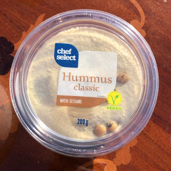 review photo of Chef Select Hummus Classic Mit Sesem Verfeinert shared by @mickyneko on 15 Apr 2022 - review