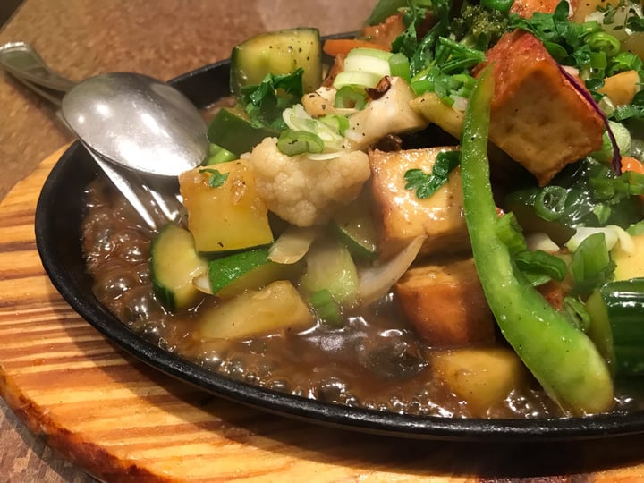 review photo of Tamarind Vietnamese Grill & Noodle House Spring Rolls and Sizzling Sticky Rice With Tofu & Veg shared by @pattym on 09 Dec 2018 - review
