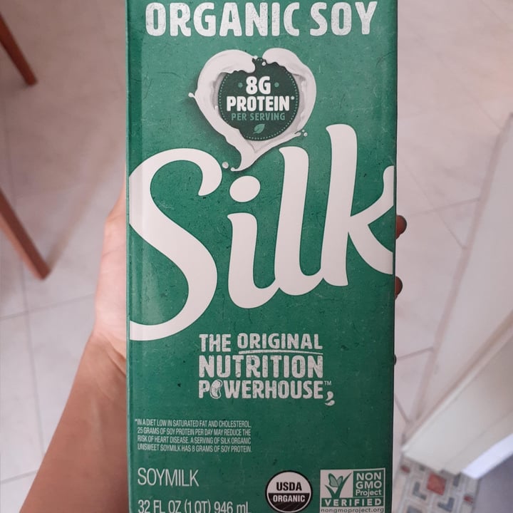 review photo of Silk Organic Unsweet Soymilk shared by @isamarquez on 25 Aug 2020 - review