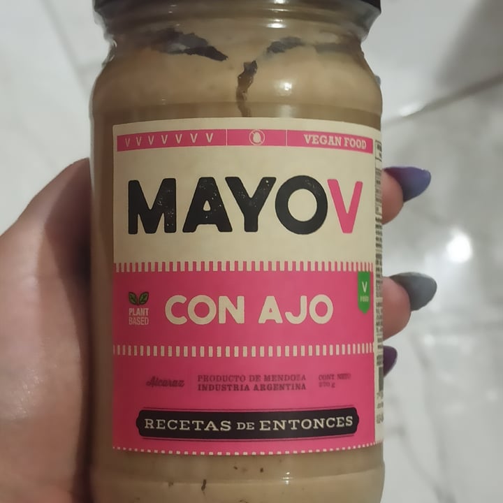photo of Mayo V Mayonesa De Ajo shared by @_anahisa on  11 Dec 2021 - review