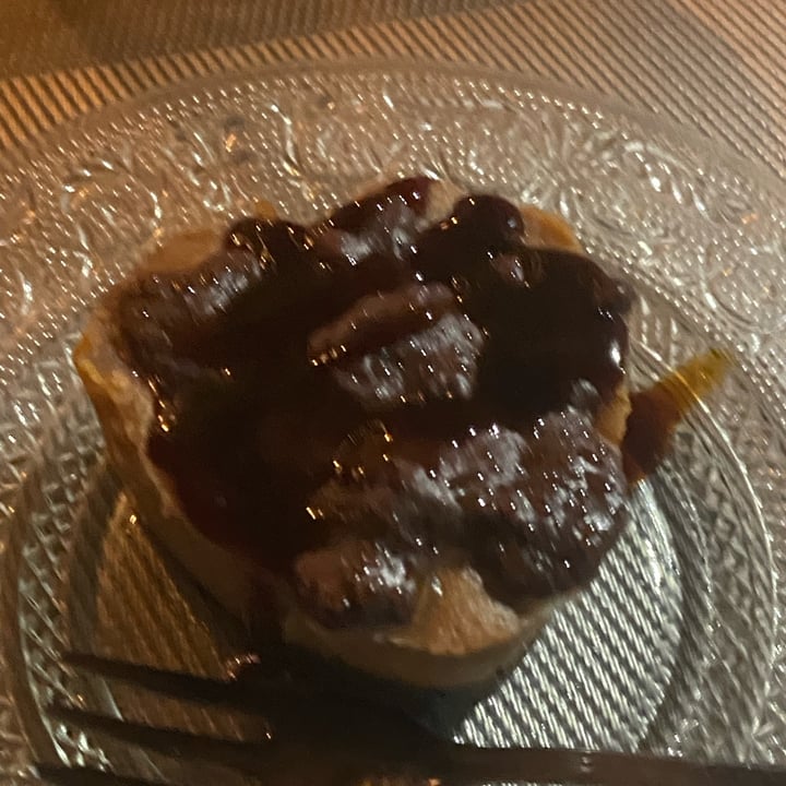 photo of Il Pangolino - Vegan Bistrot Pinazza (Nocheesecake con cremadi anacardi ,burro d'arachidi e caramello con base biscotto) shared by @alecucinandoveg on  02 Apr 2022 - review