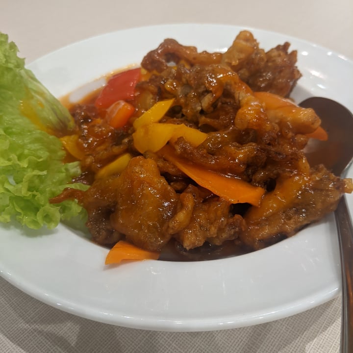 photo of D’Life Signature Sweet & Sour Abalone Mushrooms shared by @shawneofthedead on  11 Oct 2020 - review
