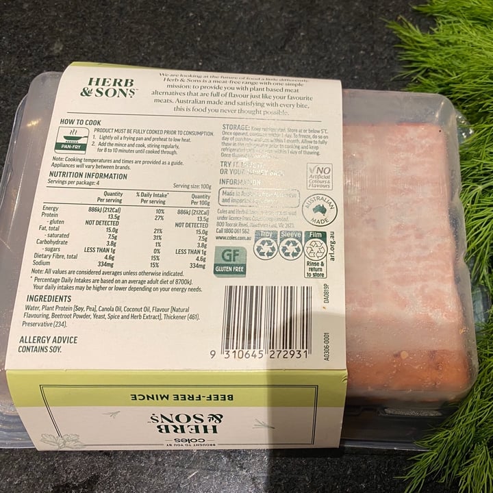 photo of Herb & Sons Beef-free mince shared by @chloeavrill on  20 Apr 2020 - review