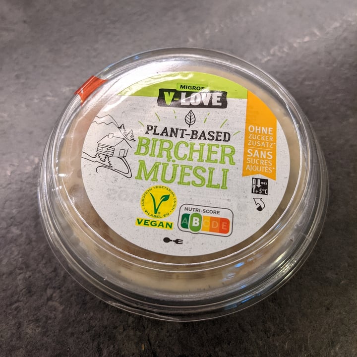 photo of Migros V-Love Bircher Müesli shared by @lucie on  11 Jan 2022 - review