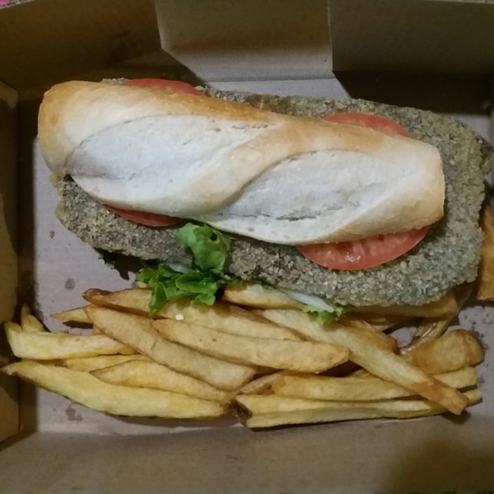 photo of Futuro Veggie Sandwich De Milanesa shared by @veganbandit on  06 Jan 2021 - review