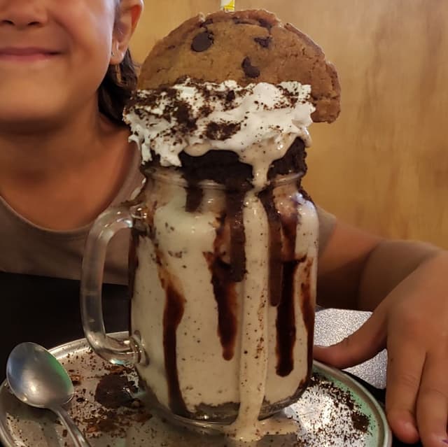 Photo of the dish “Cookies & Cream Freakshake”