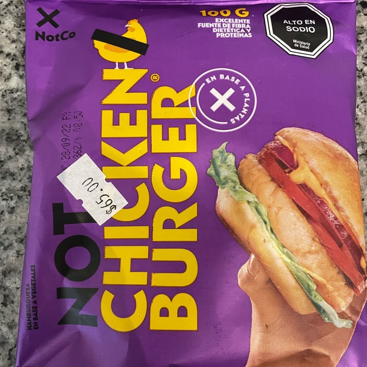 photo of NotCo Not Chicken Burger Empanado shared by @yaremi on  13 May 2022 - review
