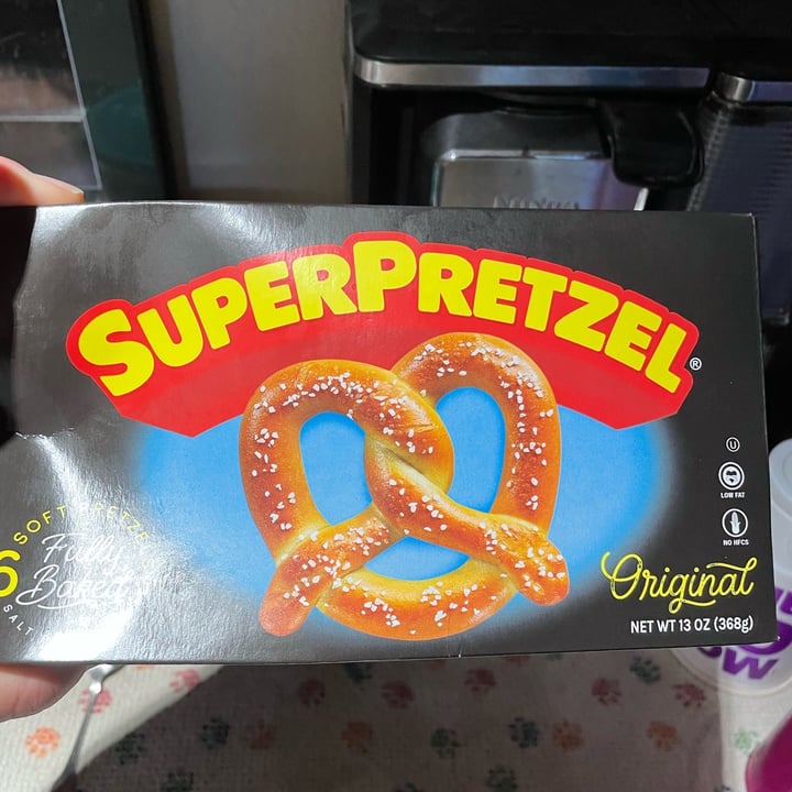 photo of SuperPretzel Fully baked Soft Pretzels shared by @tatanka05 on  28 Jun 2022 - review