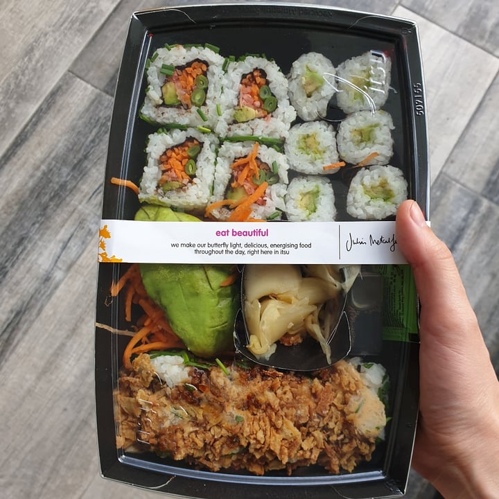photo of itsu Veggie Sushi Box shared by @lydiahawkins on  29 Aug 2021 - review