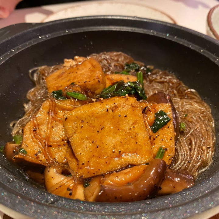 Basil Thai Kitchen Kallang Wave Mall, Kallang, Singapore Reviews