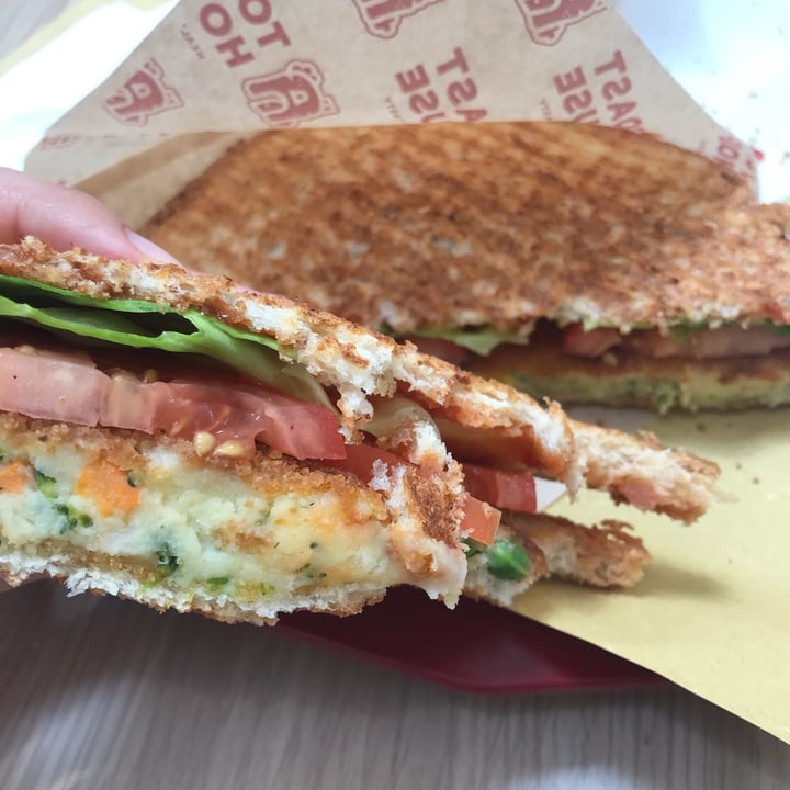 review photo of Toasthouse Toast vegano shared by @nisidamasullo on 30 Aug 2022 - review