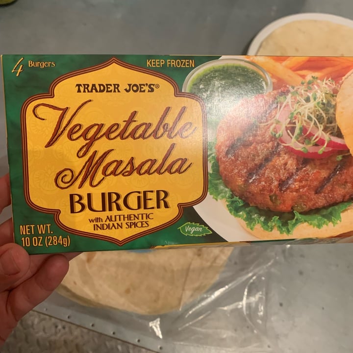 photo of Trader Joe's Trader Joes Vegetable Masala Burger shared by @nopehope on  09 Apr 2022 - review