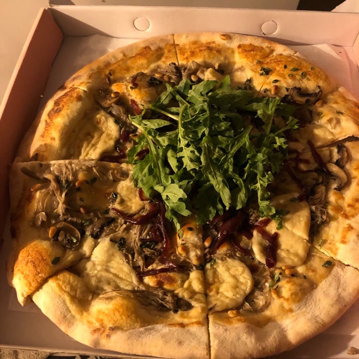 photo of KYND COMMUNITY Truffle Mushroom Pizza shared by @marieheidi on  06 Aug 2020 - review