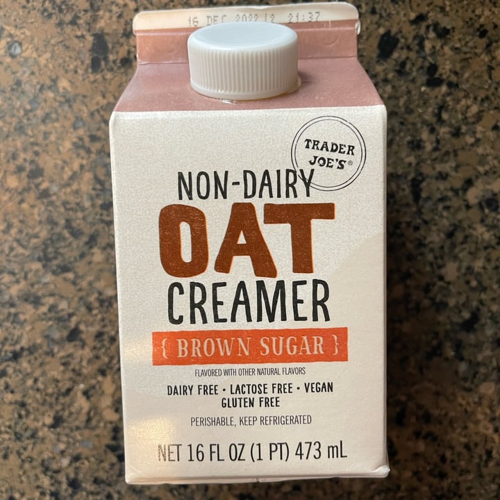 photo of Trader Joe's Non-Dairy Oat Creamer Brown Sugar shared by @mckinley on  11 Oct 2022 - review