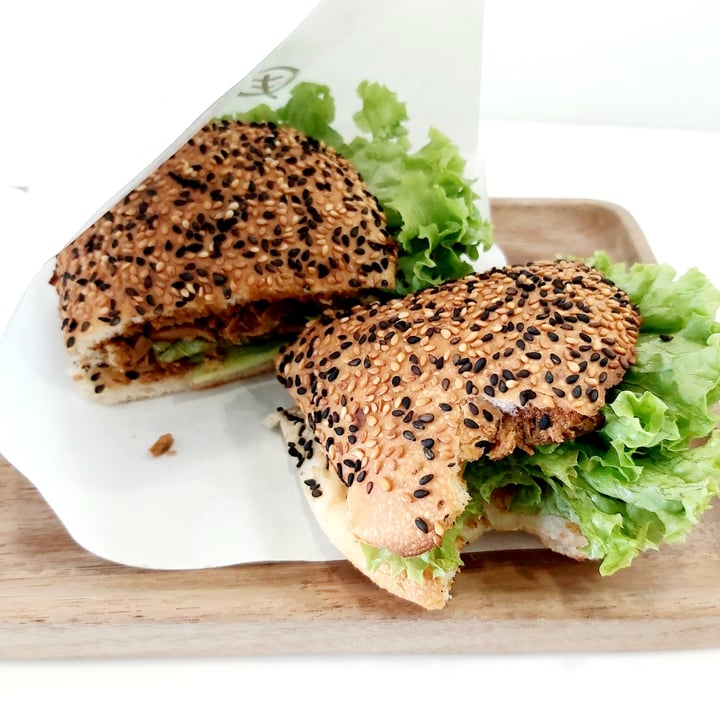 photo of Chef Icon Yakiniku Mushroom Sandwich shared by @herbimetal on  21 Sep 2020 - review