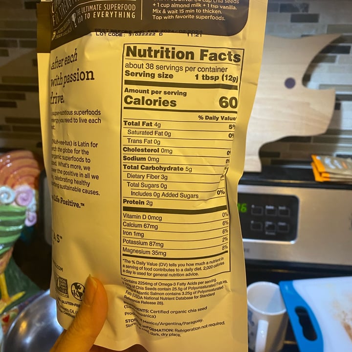 photo of Navitas Chia Seeds shared by @thedarktower on  27 Nov 2022 - review