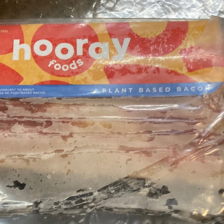 photo of Hooray Foods Plant-based Bacon shared by @compassionatekisses on  15 Nov 2021 - review