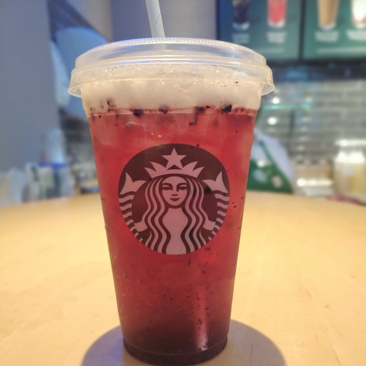 photo of Starbucks Chá gelado shared by @mahfer on  11 Oct 2021 - review