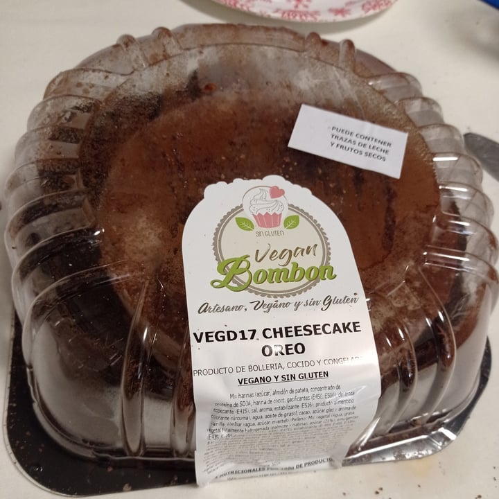 photo of Vegan Bombon Cheesecake Oreo shared by @silvegan96 on  17 Apr 2022 - review