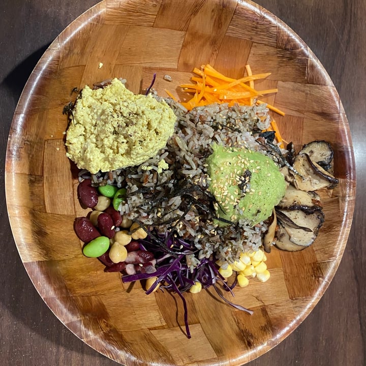 photo of WellSmoocht olive buddha bowl shared by @piggy-egg on  17 Dec 2020 - review