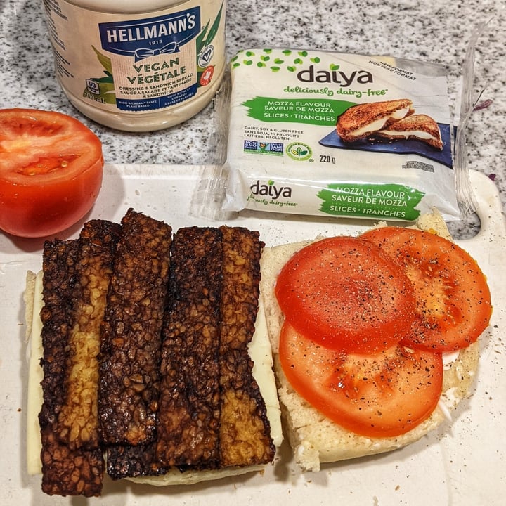 photo of Henry's Tempeh Tempeh (original) shared by @stormm on  17 Apr 2021 - review