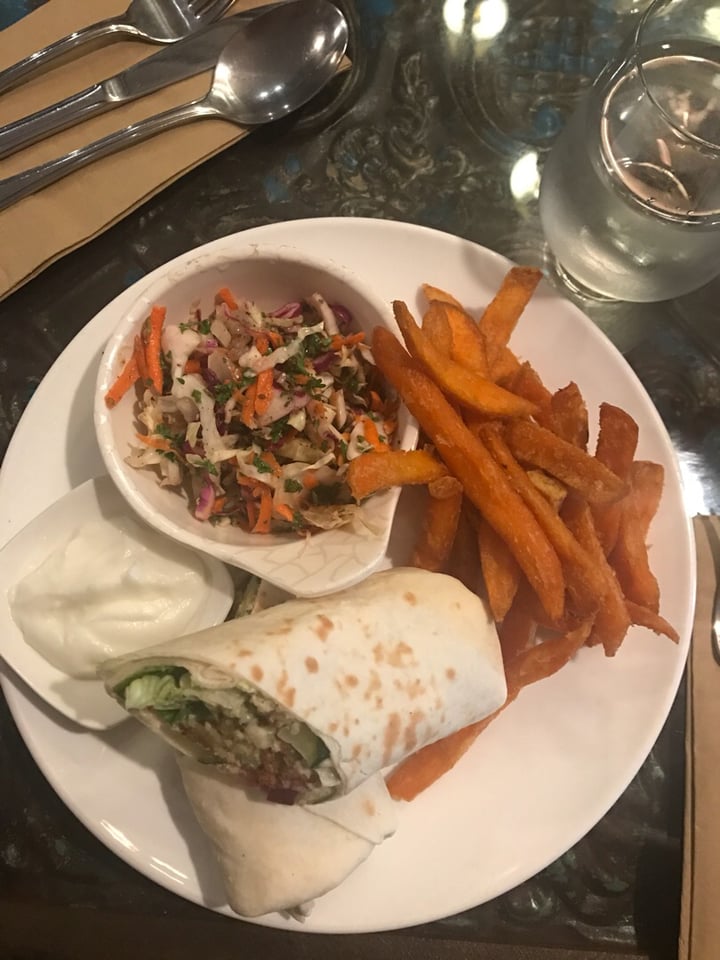 photo of Urban Bites Falafel Wrap shared by @shalini97 on  16 Mar 2019 - review