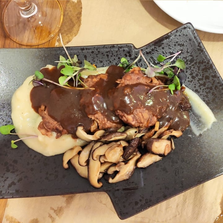 review photo of Hakuna Matata Veggie No rabo de toro shared by @mswinter on 22 Jul 2020 - review